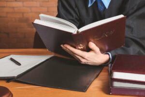 Literal or liberal interpretation in extending arbitration